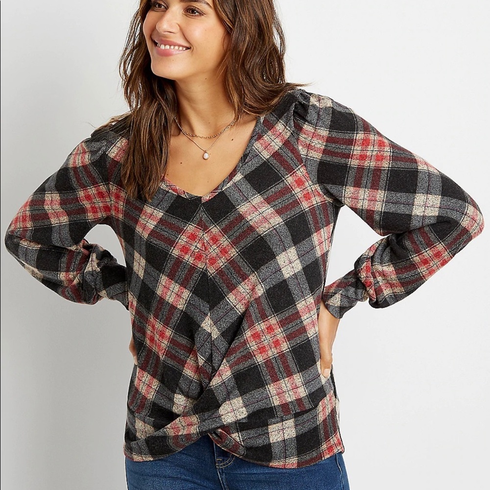 NEW!Maurices 24/7 Black Plaid Blouson Sleeve Twist